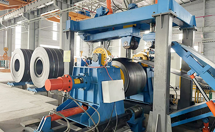 该机组用于为高频焊直缝冷弯主机进行储料准备 该机组用于为高频焊直缝冷弯主机进行储料准备